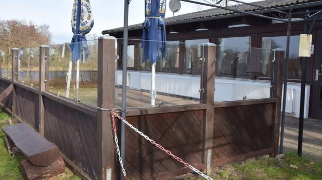 BistenseeAhlefeld Neuer Steg für Badestelle am Bistensee SHZ