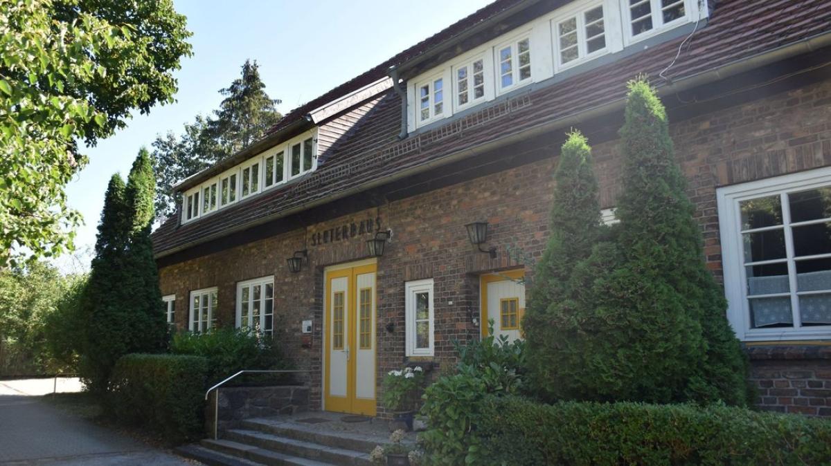 Neuer Pastor zieht in die Slütergemeinde in RostockDierkow ein NNN