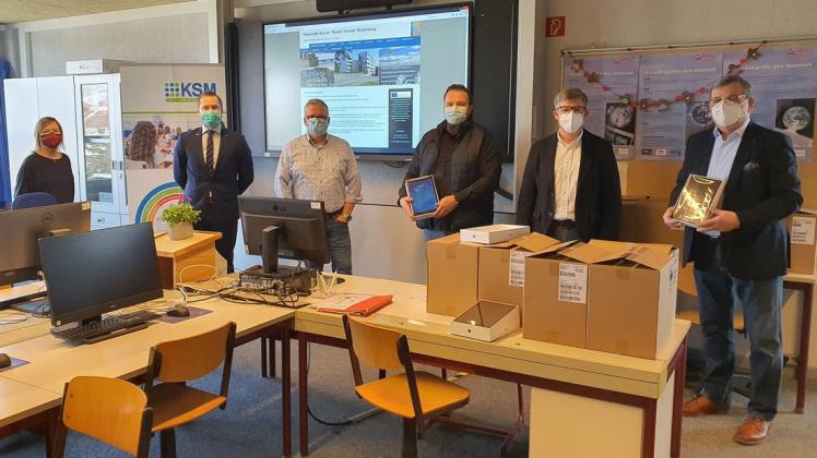 Mit der Übergabe der iPads ist die "Rudolf-Tarnow-Schule" in Boizenburg in Sachen Digitalisierung zwar einen Schritt weiter aber noch lange nicht am Ziel.