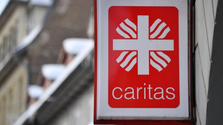 Die Ablehnung eines bundesweiten Tarifvertrages für die Altenpflege durch den kirchlichen Anbieter Caritas ist bei der Dienstleistungsgewerkschaft Verdi auf massive Kritik gestoßen.