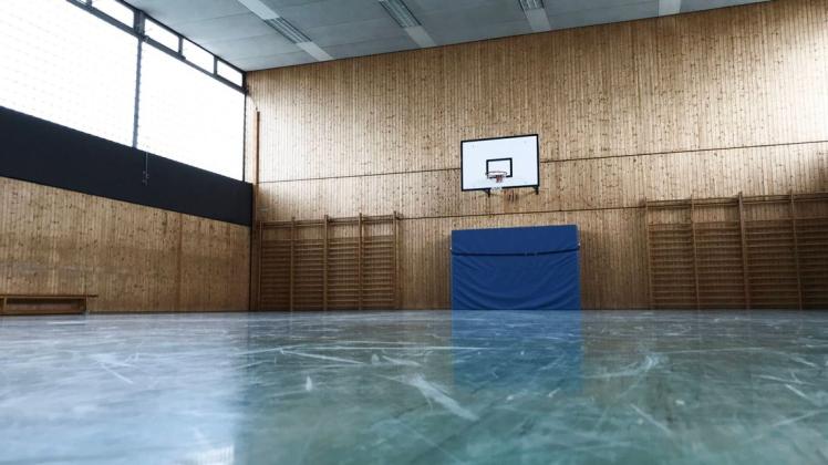 Viele Sporthallen in Mecklenburg-Vorpommern sind aufgrund der Corona-Pandemie noch immer verwaist.