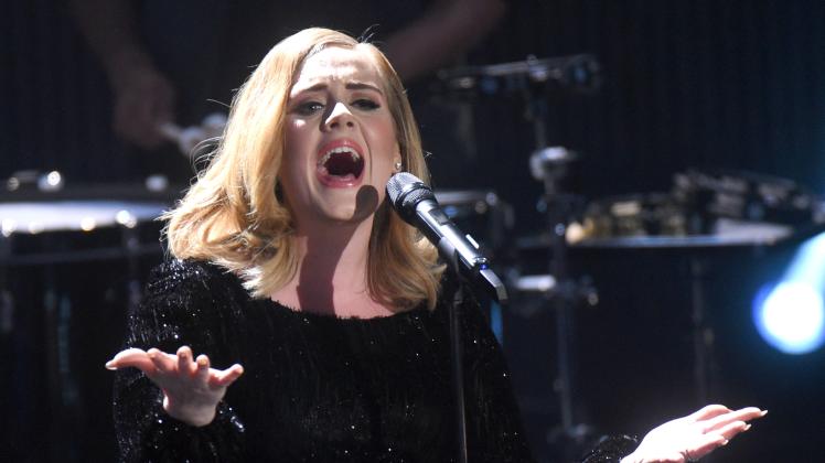 Im November hatte Adele ihr viertes Album „30” herausgebracht - nun erfolgte die Absage ihrer Konzertreihe.