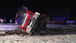 Schnee und Eis: Mehrere Unfälle wegen glatter Straßen