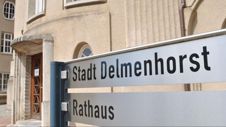 Rathaus Delmenhorst Um den Fachdienst Bauordnung zu verbessern und zu verstärken hat die Stadt nun als erste Maßnahme einen Wechsel in der Führungsspitze beschlossen.