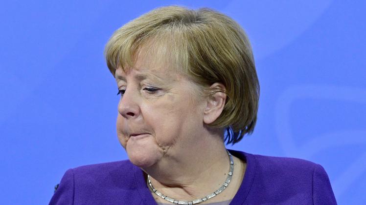 Angela Merkel lehnt eine Dinner-Einladung vom designierten CDU-Chef Friedrich Merz ab.