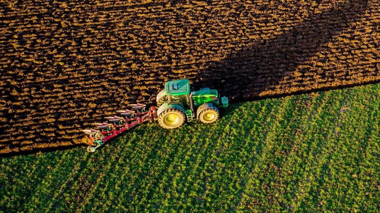 Was muss der Bauer auf seinem Acker beachten, damit er EU-Agrargelder erhält? Grüne Agrarpolitiker haben dazu jetzt Forderungen formuliert.