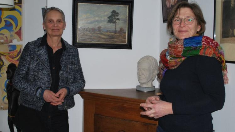 Sie lenken nun die Geschicke der Initiative „Leben und Kultur“ in Dömitz: Pia Peddinghaus (l.) und Petra Kraft.