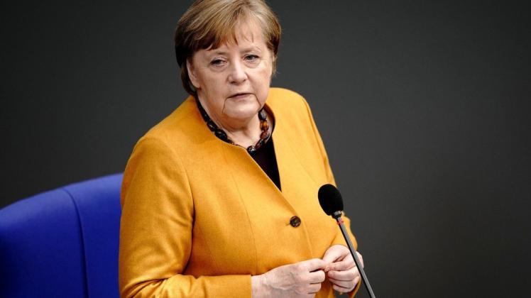Bundeskanzlerin Angela Merkel (CDU) musste sich im Bundestag den Fragen der Bundestagsabgeordneten stellen.

Die Osterruhe findet nun doch nicht statt, entschied Angela Merkel. Foto: Kay Nietfeld/dpa - ACHTUNG: Dieses Foto hat dpa bereits im Bildfunk gesendet - Honorarfrei nur für Bezieher des Dienstes dpa-Nachrichten für Kinder +++ dpa-Nachrichten für Kinder +++