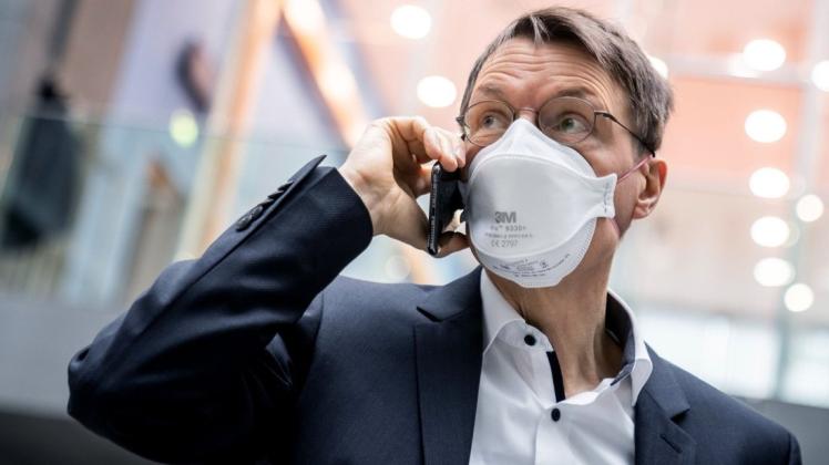 SPD-Experte Karl Lauterbach warnt vor schlimmen Konsequenzen. SPD-Experte Karl Lauterbach warnt vor schlimmen Konsequenzen.