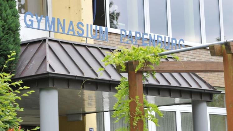 Im Gymnasium Papenburg ist aktuell die Aula gesperrt. Im Gymnasium Papenburg ist aktuell die Aula gesperrt.