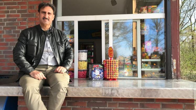 Wenige Tage nach Ostern nimmt Sinan Shikho den neuen Graftkiosk in Betrieb. Wenige Tage nach Ostern nimmt Sinan Shikho den neuen Graftkiosk in Betrieb.