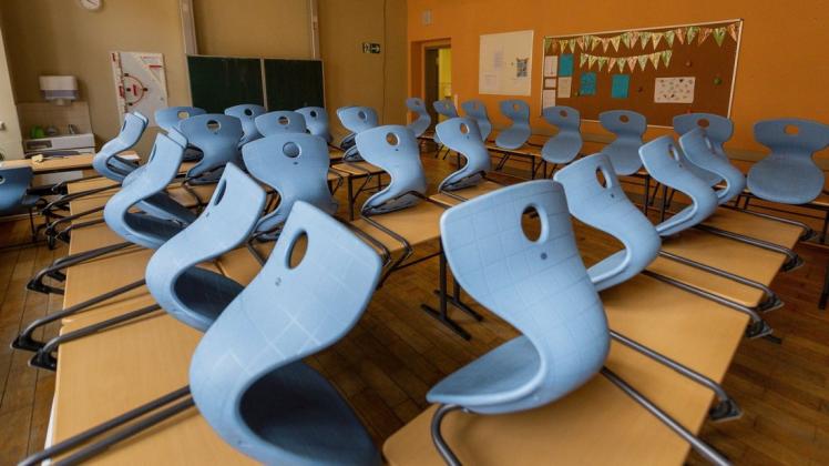Im Landkreis Ludwigslust-Parchim bleiben die Klassenzimmer auch nach den Osterferien leer. Die Kreisverwaltung hält die Schulen noch mindestens diese Woche geschlossen.