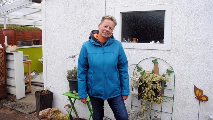 Freut sich über die gestiegene Nachfrage: Andrea Broekelschen ist Vorsitzende des Verbandes der Gartenfreunde Güstrow, Vorsitzende der Kleingartenanlage „Immergrün“ und begeisterte Kleingärtnerin.