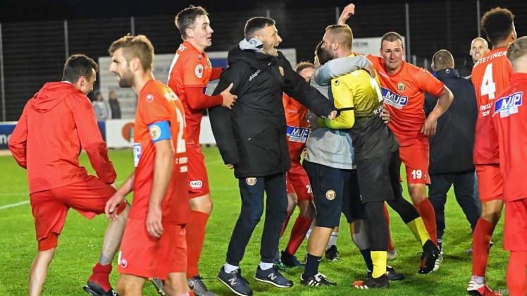 Der FC Mecklenburg Schwerin darf sich nach der Aufstiegsempfehlung des NOFV-Spielausschusses berechtigte Hoffnungen auf eine Oberliga-Saison machen.