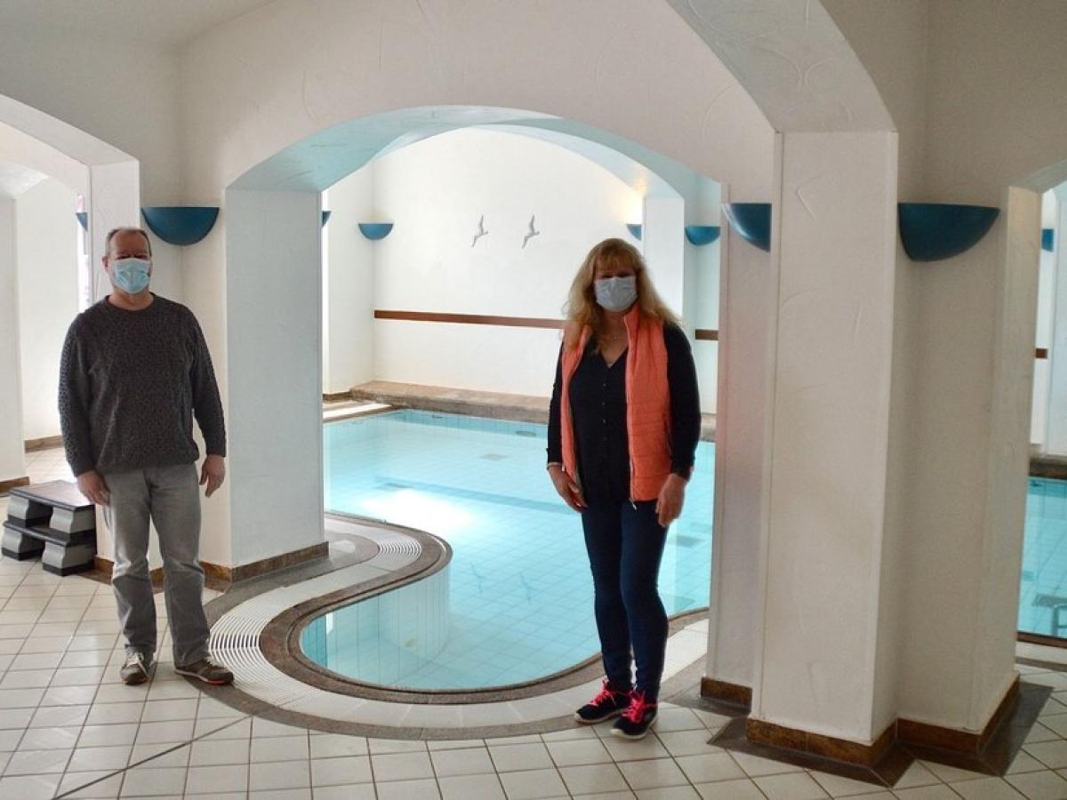 Rendsburg: Schwimmbad im Uhrenblock vor dem Aus gerettet | SHZ