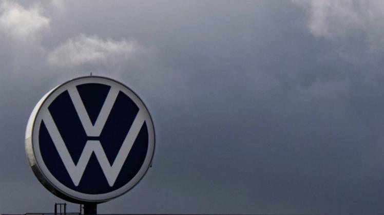Der Autobauer Volkswagen hat sich mit der IG Metall auf einen neuen Haustarifvertrag für rund 120 000 Beschäftigte in den sechs westdeutschen Werken geeinigt. Die Ergebnisse können sich sehen lassen.