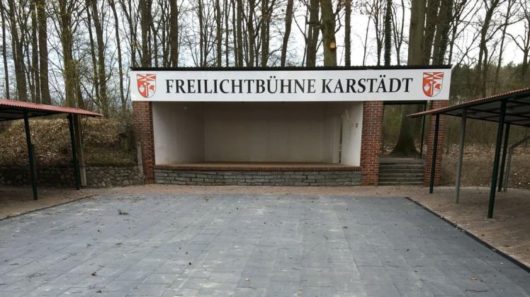 Die Sanierung der Freilichtbühne in Karstädt kostete rund 50.000 Euro.