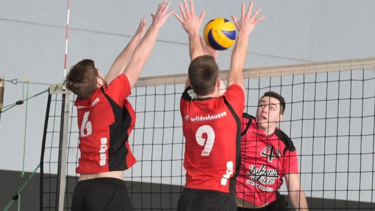 Die Corona-Pause ist für Marcel Marks und den Volleyball-Oberligisten VG Delmenhorst-Stenum noch längst nicht vorbei. Die Corona-Pause ist für Marcel Marks und den Volleyball-Oberligisten VG Delmenhorst-Stenum noch längst nicht vorbei.