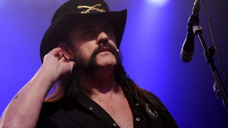 Die Legend lebt über den Tod hinaus: Lemmy Kilmister, Chef der Band Motörhead bei einem Auftritt in Berlin.