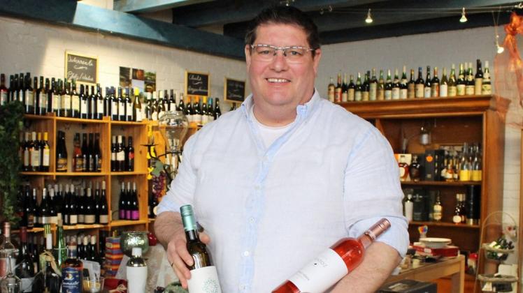 Führt seit zehn Jahren das Weinhaus im Hof in Güstrow: Leopold Höglinger