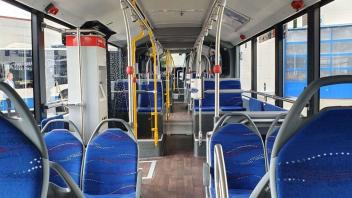 Die Busse der Linien 22, 23 und F1 fahren für etwa acht Wochen eine Ersatzhaltestelle an.