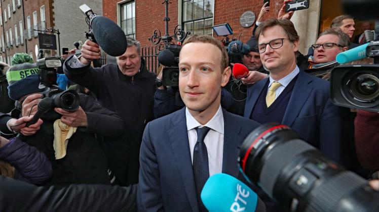 Facebook-Gründer Mark Zuckerberg wird nach seinem "Inselkauf" scharf kritisiert.