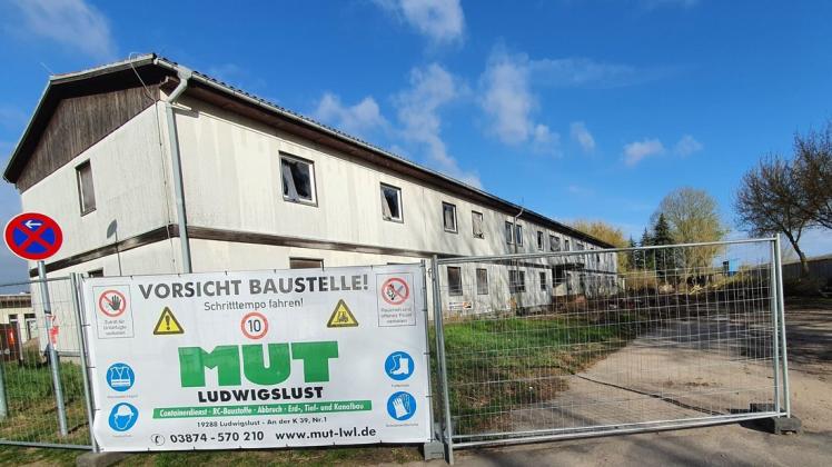 Die alte Baracke am Boizenburger Weg der Jugend kommt weg und macht Platz für eine neue Kita.