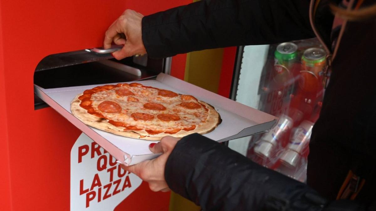 Pizza aus Automat in Rom: Italiener erzählen, wie sie schmeckt