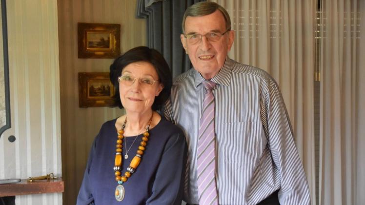 Sie blicken auf ein abenteuerliches Leben zurück: Erika und Franz-Josef Ritterhoff feierten am Samstag 60. Hochzeitstag. Sie blicken auf ein abenteuerliches Leben zurück: Erika und Franz-Josef Ritterhoff feierten am Samstag 60. Hochzeitstag.