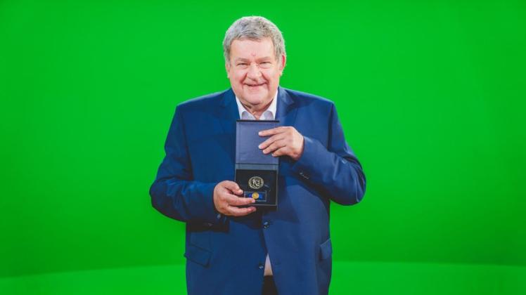 Der Rostocker Forscher Professor Martin-Christoph Wanner wurde für sein Lebenswerk vom Verein Deutsche Ingenieure (VDI) ausgezeichnet. Der Rostocker Forscher Professor Martin-Christoph Wanner wurde für sein Lebenswerk vom Verein Deutsche Ingenieure (VDI) ausgezeichnet.