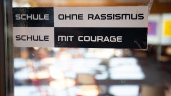 Rund 3400 Schulen in Deutschland tragen den Titel „Schule ohne Rassismus – Schule mit Courage“. Nun auch die Grundschule Schönböcken.