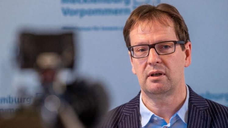 Torsten Renz (CDU), Innenminister von Mecklenburg-Vorpommern, hatte nach mehreren Zwischenfällen beim Verfassungsschutz Mitte Januar einen Neuanfang in der Behörde angekündigt.