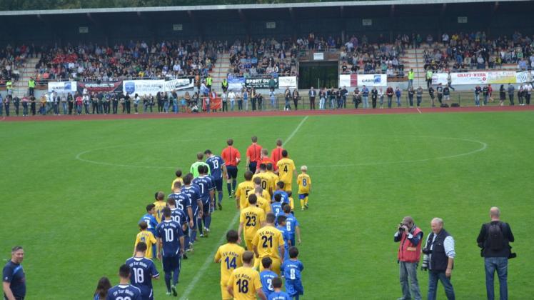 Der SV Tur Abdin Delmenhorst hat große Spiele im Stadion erlebt – wie das Stadtderby 2014 gegen den SV Atlas, bei dem der Zuschauerrekord des Vereins aufgestellt wurde.