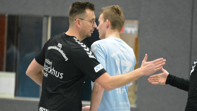 Trainer Stefan Buß bereitet sich mit der HSG Grüppenbühren/Bookholzberg auf die Handball-Landesliga vor.