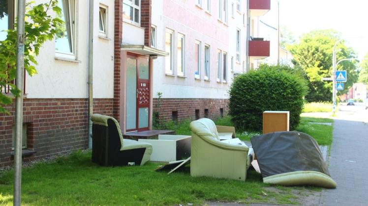 Vermüllung bleibt ein Problem in Delmenhorst – unter anderem im Stadtteil Düsternort. Ein neues Gesetz könnte neue Möglichkeiten bieten.