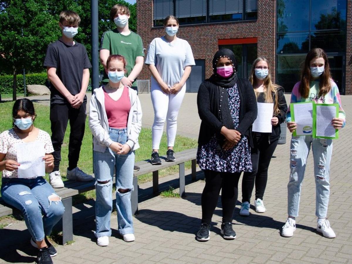 bekommen indische schüler ein fahrrad zum abschlusszeugnis