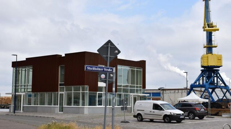 Das neue Abfertigungsgebäude für Kreuzfahrtschiffe im Alten Hafen in Wismar kostete 1,6 Millionen Euro.