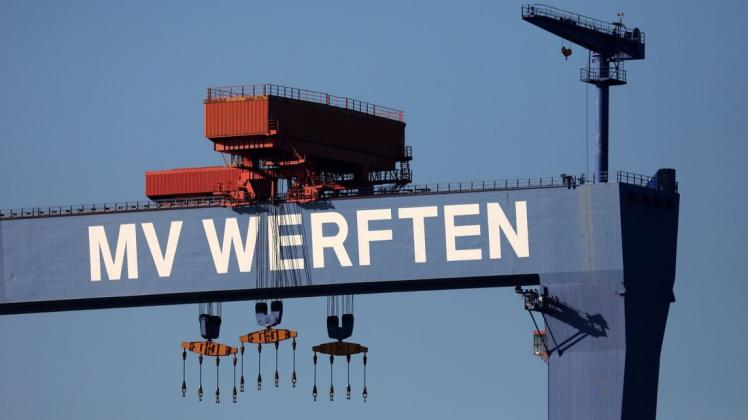 Die Corona-Krise hat den MV Werften an der Ostseeküste den Boden unter den Füßen weggerissen. Nun muss der Staat ein zweites Mal einspringen. Foto: Bernd Wüstneck/dpa-Zentralbild/dpa +++ dpa-Bildfunk +++