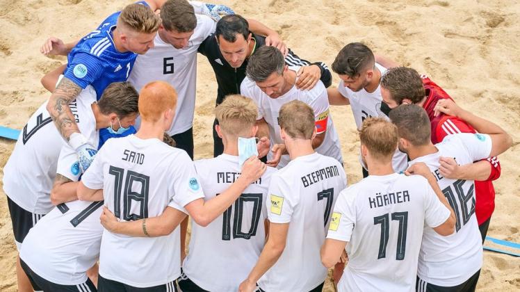 Deutschland ist mit einem 8:0 gegen Dänemark erfolgreich in die WM-Qualifikation gestartet.