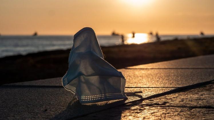 Spanien lockert die Maskenpflicht – auch am Strand.
