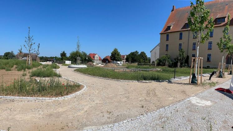 Hier an der Baustelle Park am Schloss herrscht gegenwärtig Ruhe. Die Baupause war so eingeplant, sagt Bürgermeister Christian Grüschow.