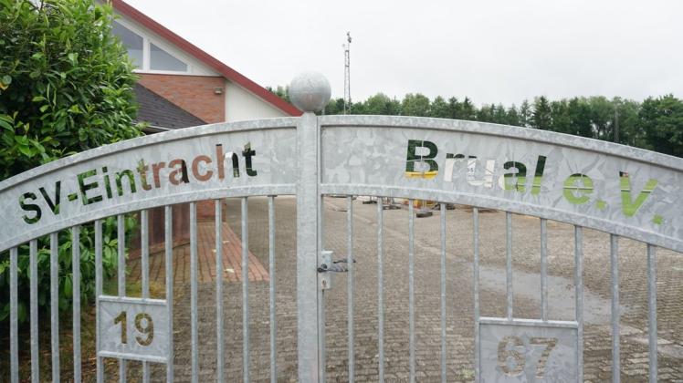Mit einem neuen Umkleidegebäude möchte der SV Eintracht Brual seinen Mitgliedern mehr Platz verschaffen.
