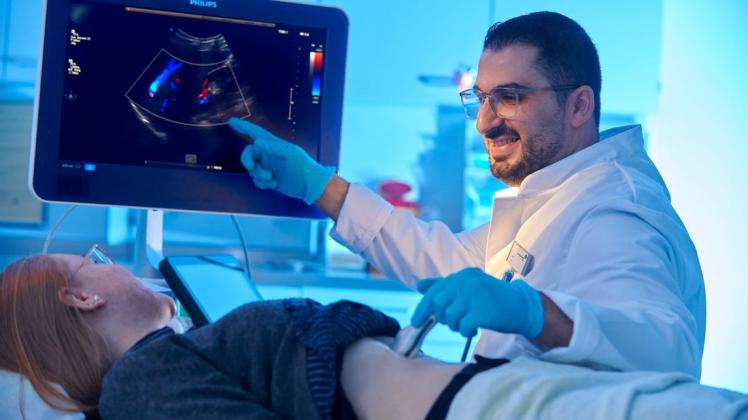 Ala Naalot ist als Leitender Oberarzt Innere Medizin am Hümmling-Hospital tätig.