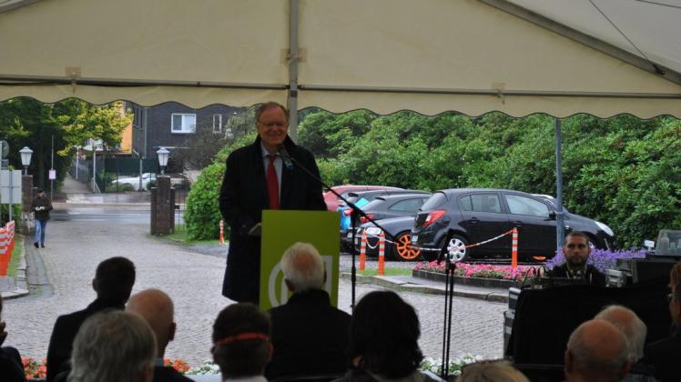 Ministerpräsident Stephan Weil (SPD) hat am Tag des Spatenstichs für den Neubau des DKD die Bedeutung des Krankenhauses für die Stadt und die Region hervorgehoben.
