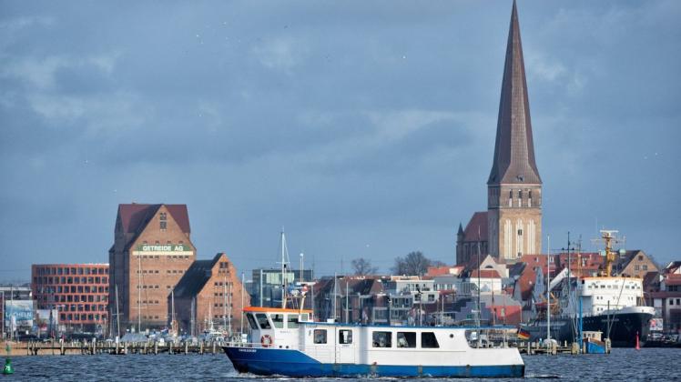 Bis zur Bundesgartenschau 2025 soll nicht nur der Rostocker Stadthafen neu gestaltet werden, sondern auch sechs weitere große Projekte für insgesamt rund 142 Millionen Euro umgesetzt sein.