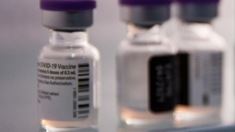 Für eine Impfung mit dem Impfstoff Biontech wird in den Impfzentren in Ludwigslust-Parchim kein Termin mehr benötigt.