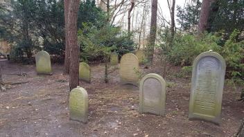 Der jüdische Friedhof in Westerkappeln mit seinen 49 Grabsteinen zeugt von der aktiven jüdischen Gemeinde, die es hier zwischen 1812 und 1937 gab.