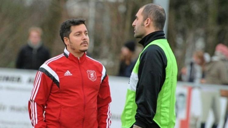 Mete Döner (links) ist Kapitän der neuen ersten Mannschaft von Rot-Weiß Hürriyet Delmenhorst.