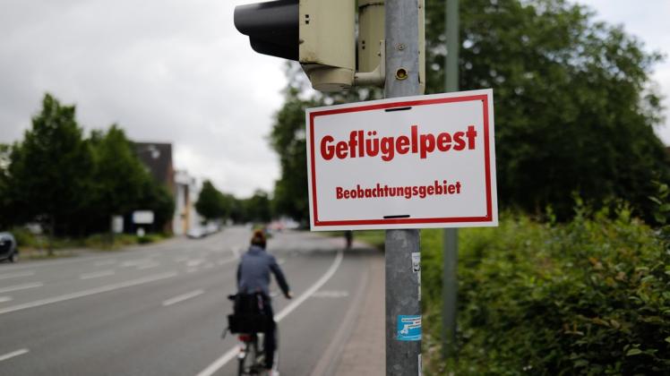 In Osnabrück wurden an einigen Hauptstraßen wie der Iburger Straße Hinweisschilder angebracht.