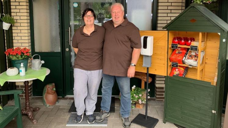 Carmen Lüschen betreibt gemeinsam mit ihrem Ehemann Axel die Landküche Stenum.